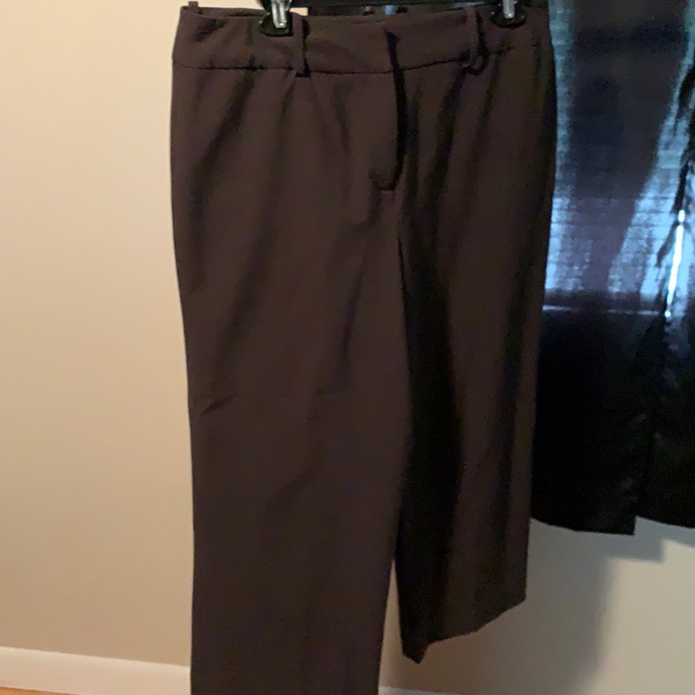 Women’s wide leg capris